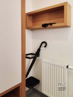 Odkládání deštníků. Důležité je myslet na detail